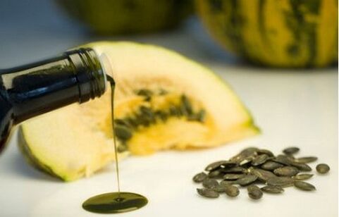 Pumpkin seed oil to prepare the body for antiparasitic drugs